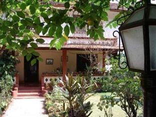 Cancio'S House Aldona Exterior photo